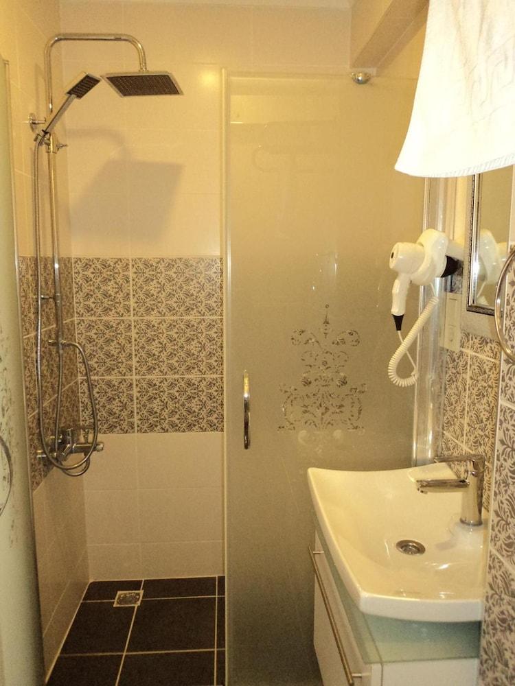 Terra Suites Istanbul Bagian luar foto